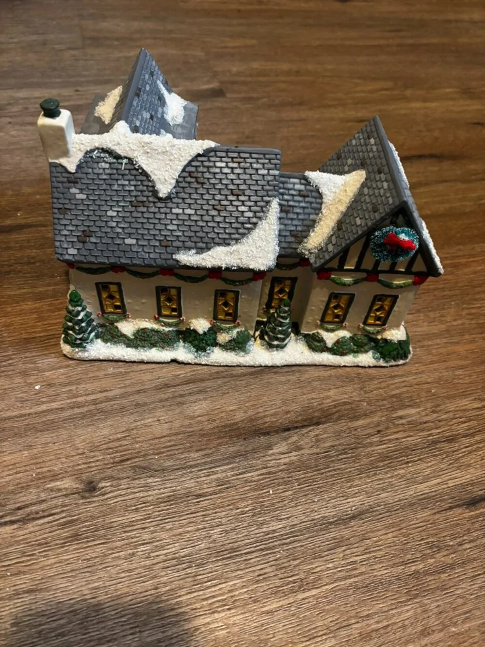 St. Nicholas Square Christmas Village light up house Gas Station